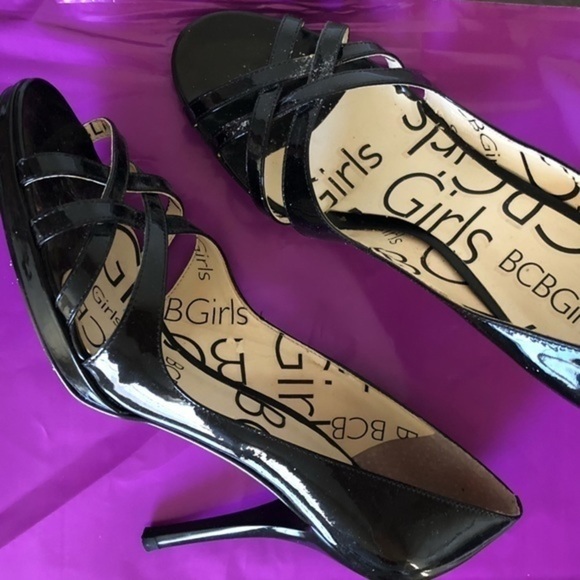 BCBG Shoes - Bcbg pumps. 7. Black.